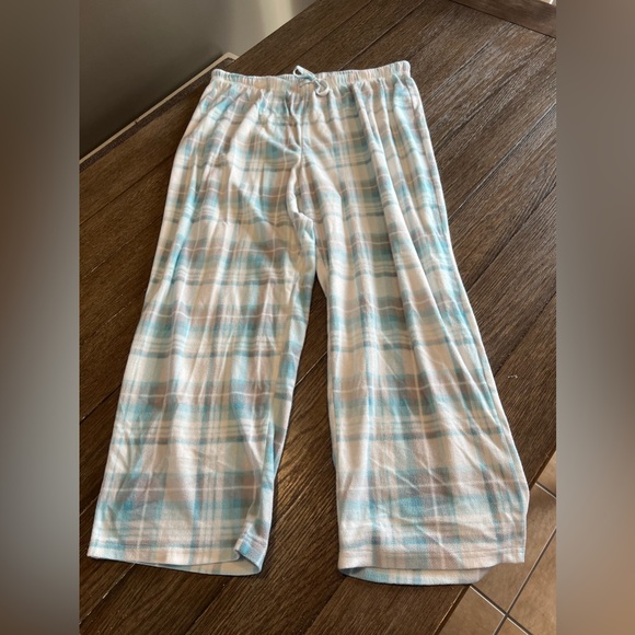 Super Soft and Fuzzy PJ pants - Picture 3 of 3